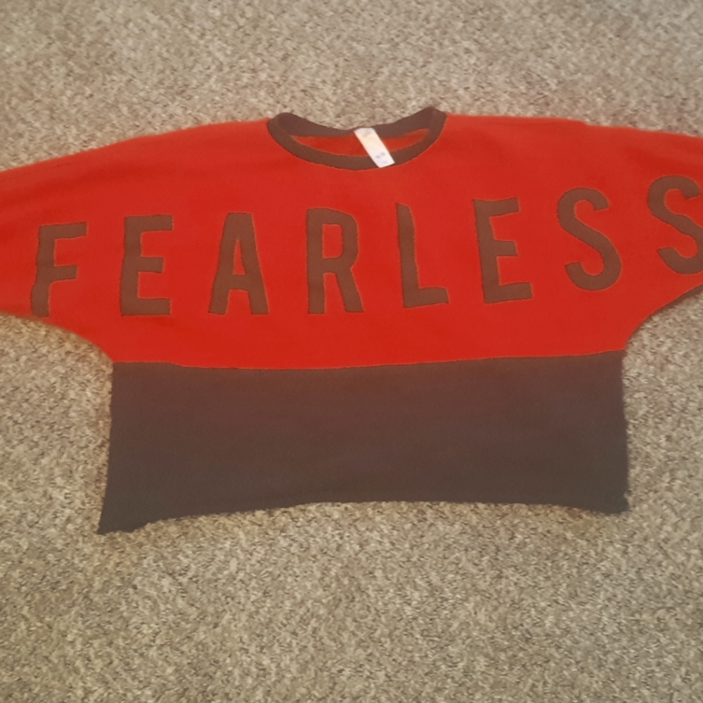 Justice Fearless Cropped Shirt Size 18/20 Kids